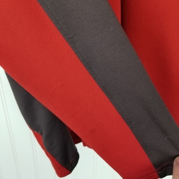 Patagonia Men's Size Medium 1/2 Zip Pullover Jacket Layer Orange Gray Flaws USA - Picture 8 of 13